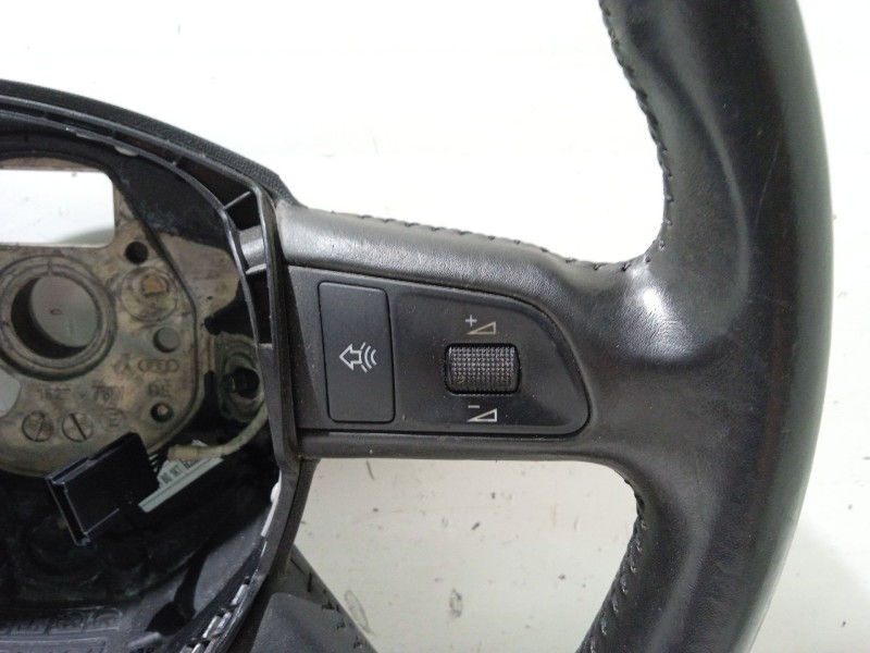 Recambio de volante para audi a4 b6 avant (8e5) 2.5 tdi referencia OEM IAM 8P0419091BG  