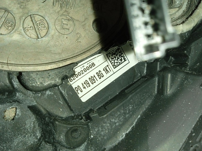 Recambio de volante para audi a4 b6 avant (8e5) 2.5 tdi referencia OEM IAM 8P0419091BG  