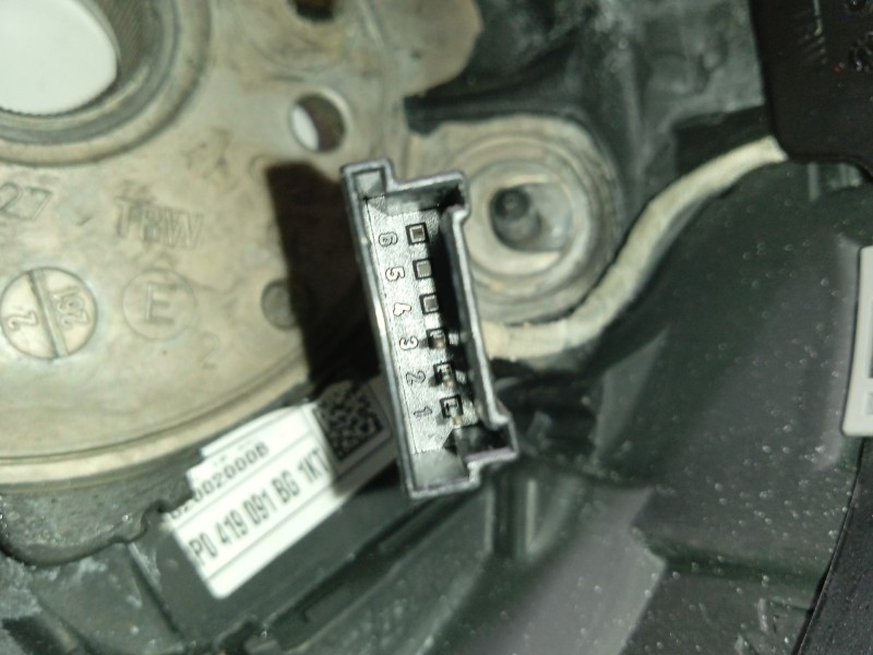 Recambio de volante para audi a4 b6 avant (8e5) 2.5 tdi referencia OEM IAM 8P0419091BG  