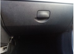 Recambio de guantera para renault clio iii (br0/1, cr0/1) 1.5 dci (br17, cr17) referencia OEM IAM 8200407712  