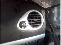 Recambio de rejilla aireadora para renault clio iii (br0/1, cr0/1) 1.5 dci (br17, cr17) referencia OEM IAM    2