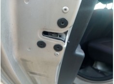 Recambio de cerradura puerta trasera izquierda para renault clio iii (br0/1, cr0/1) 1.5 dci (br17, cr17) referencia OEM IAM 8200