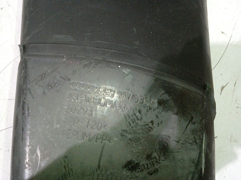 Recambio de moldura para audi a4 b6 avant (8e5) 2.5 tdi referencia OEM IAM 8E0117336H  