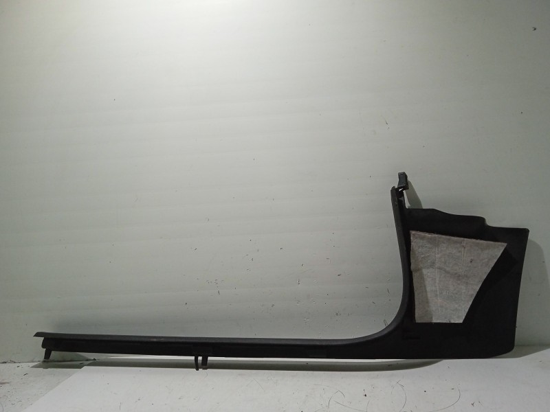 Recambio de moldura para audi a4 b6 avant (8e5) 2.5 tdi referencia OEM IAM 8E0867272  
