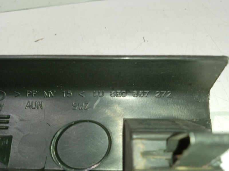 Recambio de moldura para audi a4 b6 avant (8e5) 2.5 tdi referencia OEM IAM 8E0867272  