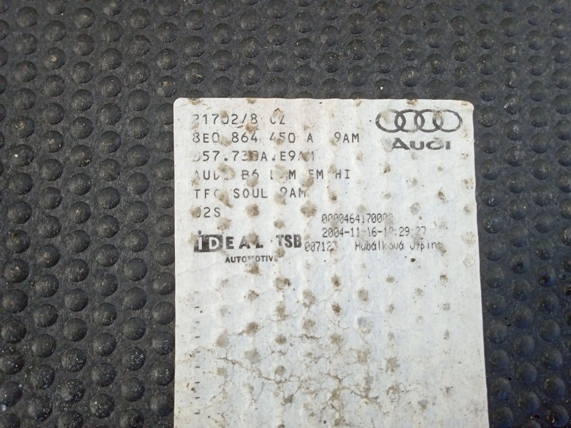 Recambio de alfombrilla para audi a4 b6 avant (8e5) 2.5 tdi referencia OEM IAM 8E1863691A 8E0864450A 