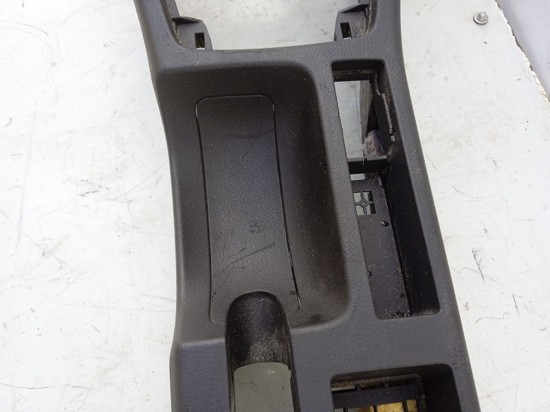Recambio de consola central para audi a4 b6 avant (8e5) 2.5 tdi referencia OEM IAM 8E0863241F  