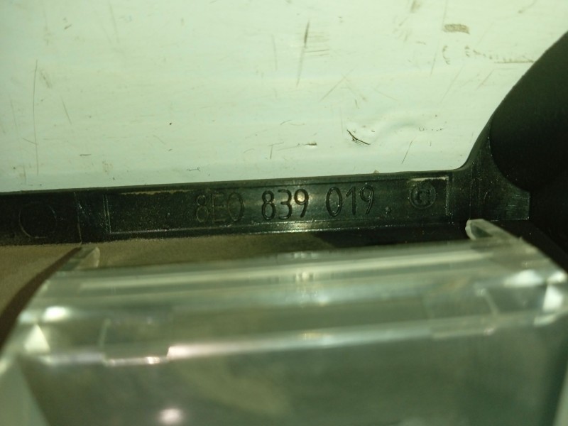 Recambio de maneta interior trasera izquierda para audi a4 b6 avant (8e5) 2.5 tdi referencia OEM IAM 8E0839019  