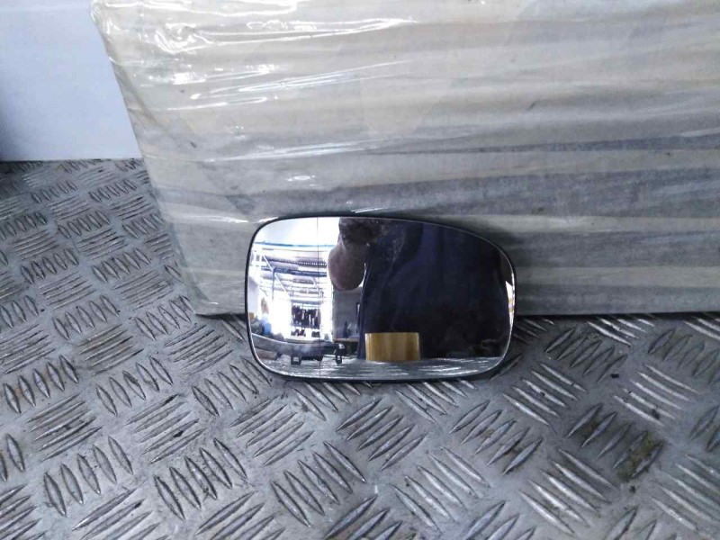 Recambio de cristal retrovisor izquierdo para  referencia OEM IAM   