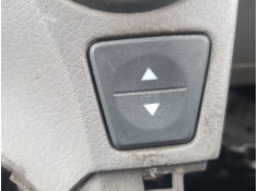 Recambio de mando elevalunas delantero derecho para fiat panda furgoneta/hatchback (169_) 1.3 d multijet referencia OEM IAM 7353