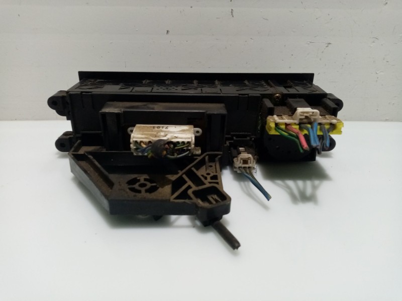Recambio de mando calefaccion / aire acondicionado para ssangyong korando referencia OEM IAM 8532005500  