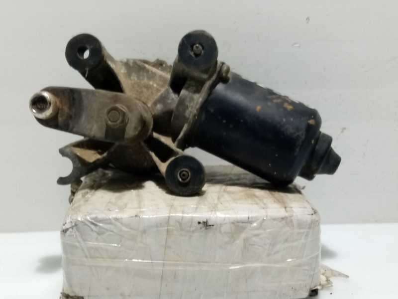 Recambio de motor limpia delantero para ssangyong korando referencia OEM IAM 8610006000  