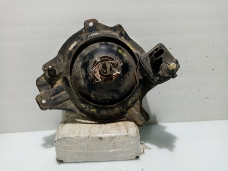 Recambio de faro izquierdo para ssangyong korando referencia OEM IAM 1081193  