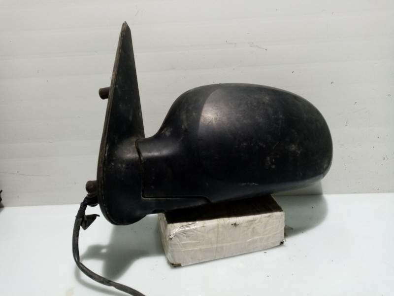 Recambio de retrovisor izquierdo para ssangyong korando referencia OEM IAM   