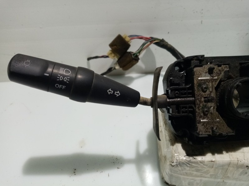 Recambio de mando volante para ssangyong korando referencia OEM IAM 610W0017  