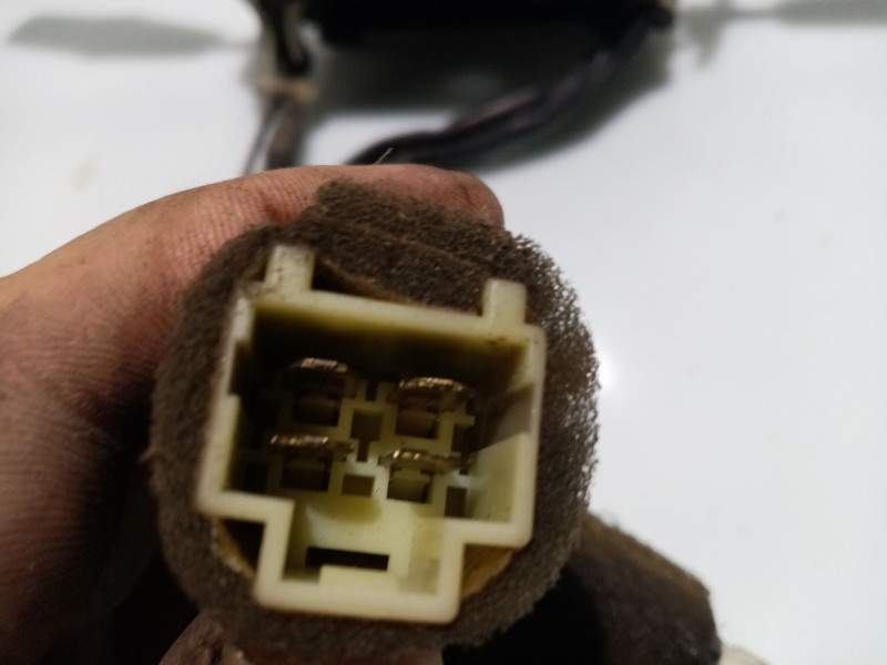 Recambio de mando volante para ssangyong korando referencia OEM IAM 610W0017  