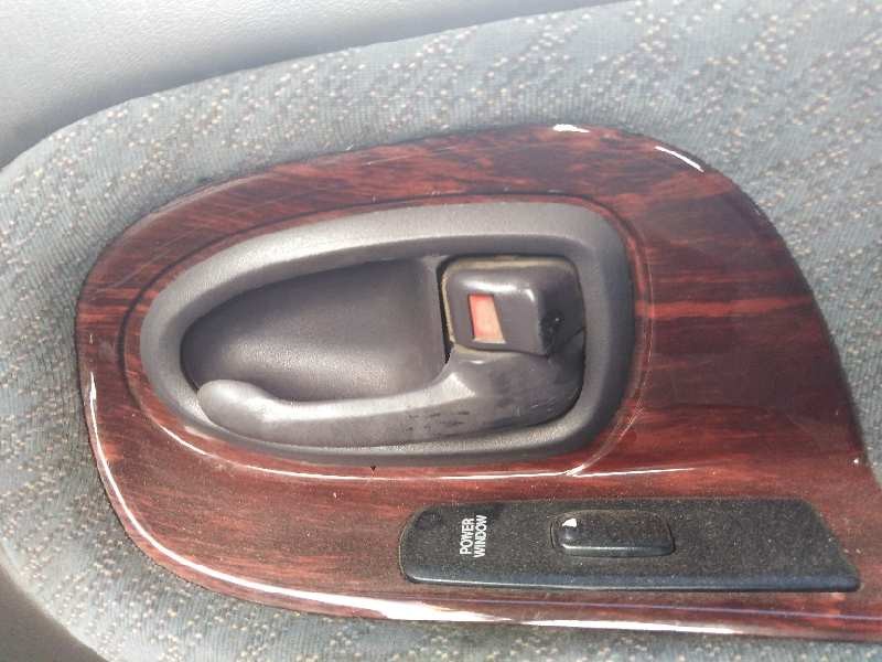 Recambio de maneta interior delantera derecha para ssangyong korando referencia OEM IAM 7263006000AAD  