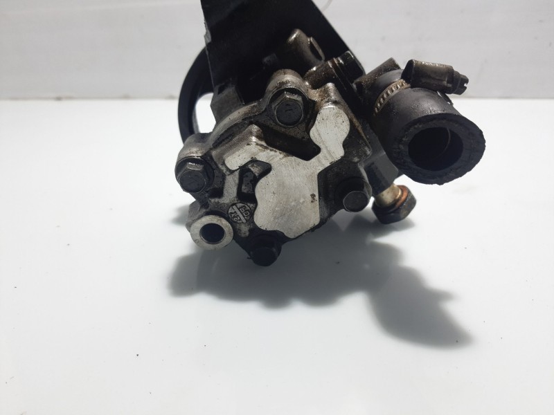 Recambio de bomba direccion para nissan serena c23m referencia OEM IAM 491101C700  