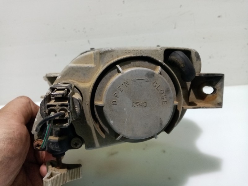 Recambio de faro antiniebla izquierdo para ssangyong korando 2.3 turbodiesel cat referencia OEM IAM 1083095  