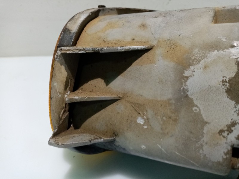 Recambio de faro antiniebla izquierdo para ssangyong korando 2.3 turbodiesel cat referencia OEM IAM 1083095  