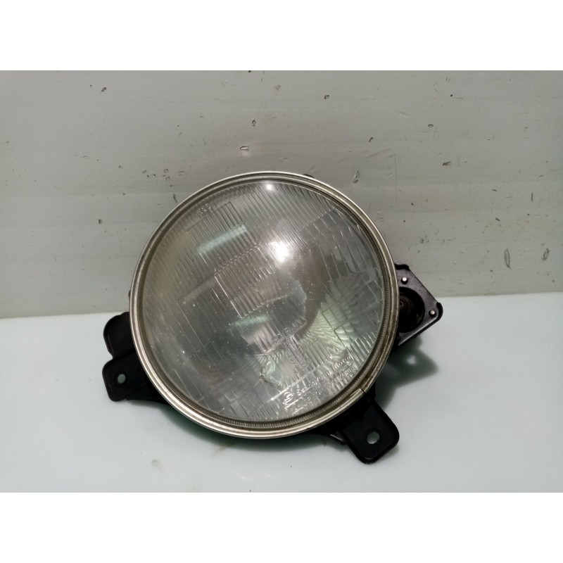 Recambio de faro izquierdo para ssangyong korando 2.3 turbodiesel cat referencia OEM IAM 1081193  