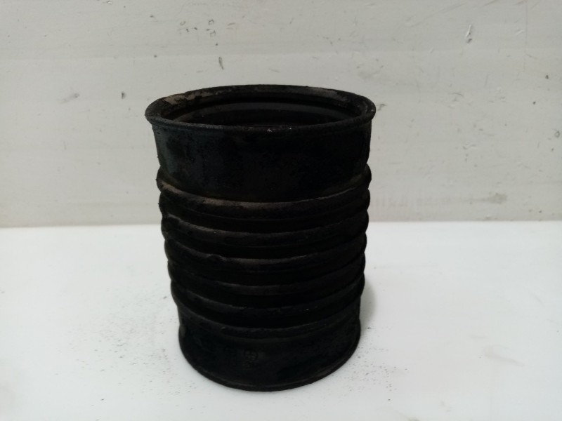 Recambio de tubo para ssangyong korando 2.3 turbodiesel cat referencia OEM IAM 2353006030  