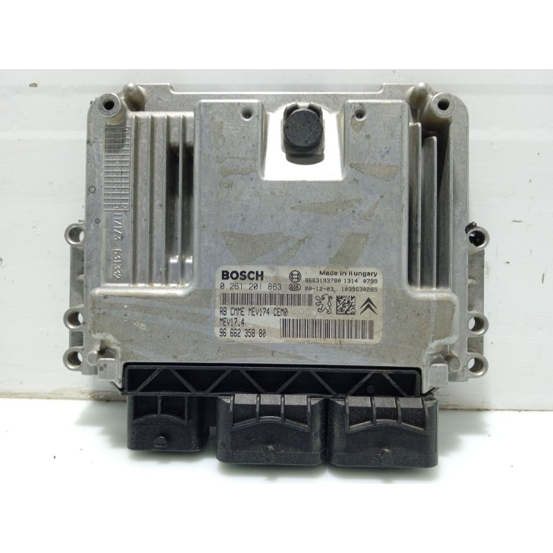 Recambio de centralita motor uce para peugeot 207 sw referencia OEM IAM 9666235880 0261201863 