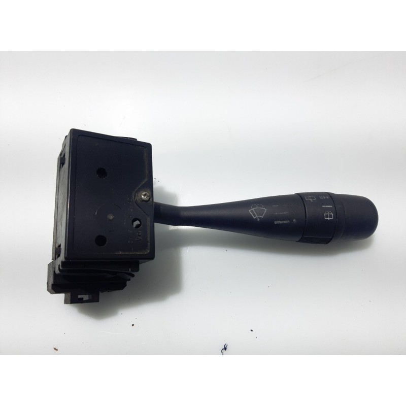 Recambio de mando limpia para nissan serena (c23m) 2.3 diesel referencia OEM IAM 2526070J01  