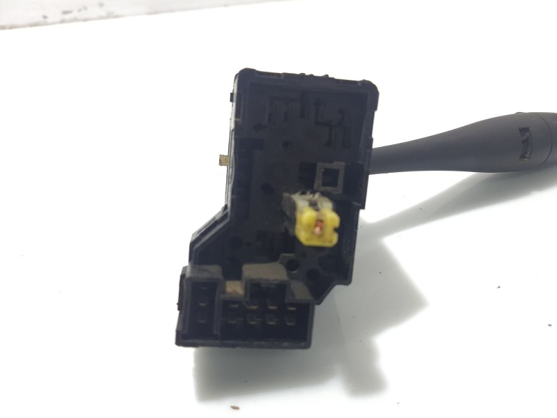 Recambio de mando luces para nissan serena (c23m) 2.3 diesel referencia OEM IAM 255400F100  