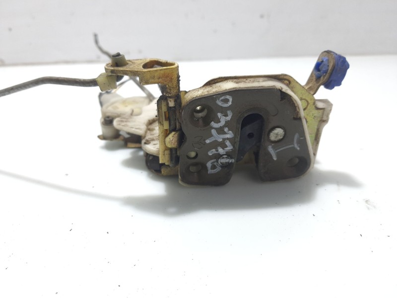 Recambio de cerradura puerta delantera izquierda para nissan serena (c23m) 2.3 diesel referencia OEM IAM 8055361U06  