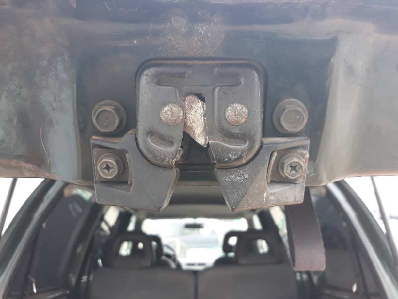 Recambio de cerradura maletero / porton para nissan serena (c23m) 2.3 diesel referencia OEM IAM 905020C002  