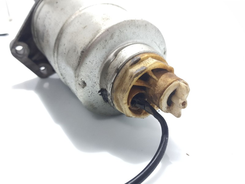 Recambio de soporte filtro gasoil para nissan serena (c23m) 2.3 diesel referencia OEM IAM 16400D9705  