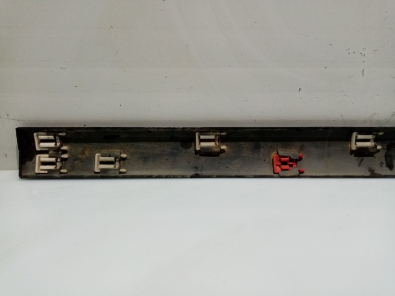 Recambio de moldura para renault 19 hatchback (b/c53) referencia OEM IAM 7700784909  