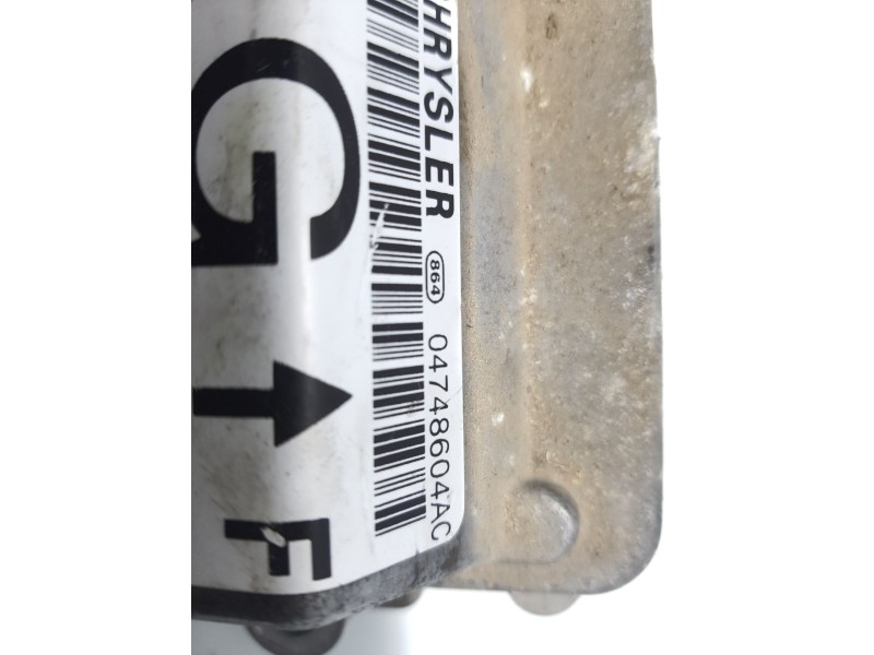 Recambio de centralita airbag para chrysler voyager (rg) referencia OEM IAM 04748604AC  0285001466