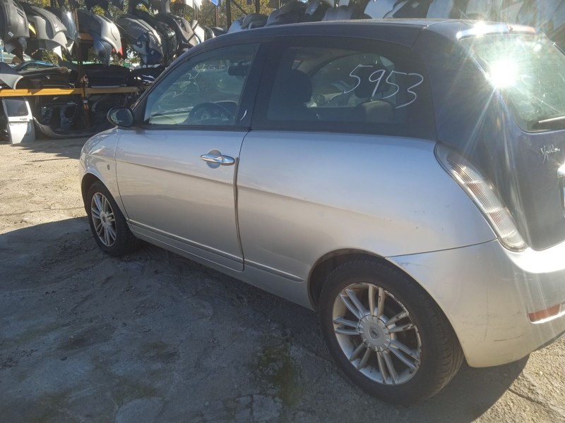 lancia ypsilon (843_) del año 2007