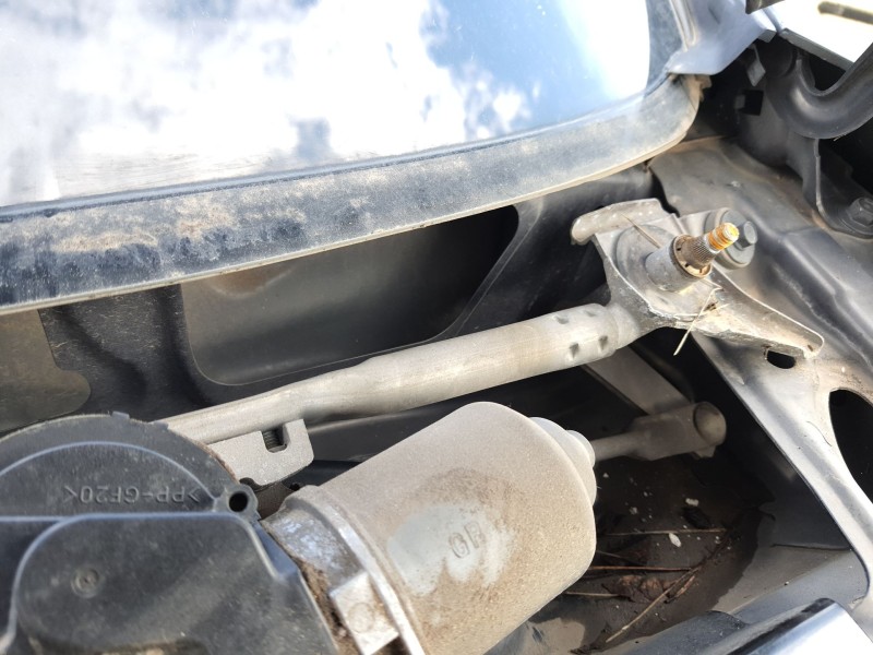 Recambio de soporte para mazda 6 hatchback (gg) 2.0 (gges) referencia OEM IAM GR1L67360  