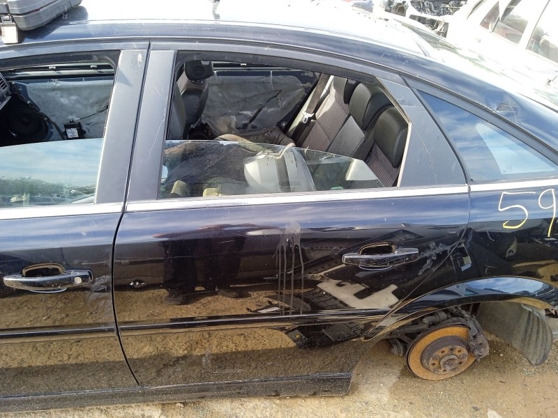 Recambio de puerta trasera izquierda para opel vectra c (z02) 1.9 cdti (f69) referencia OEM IAM 128137  