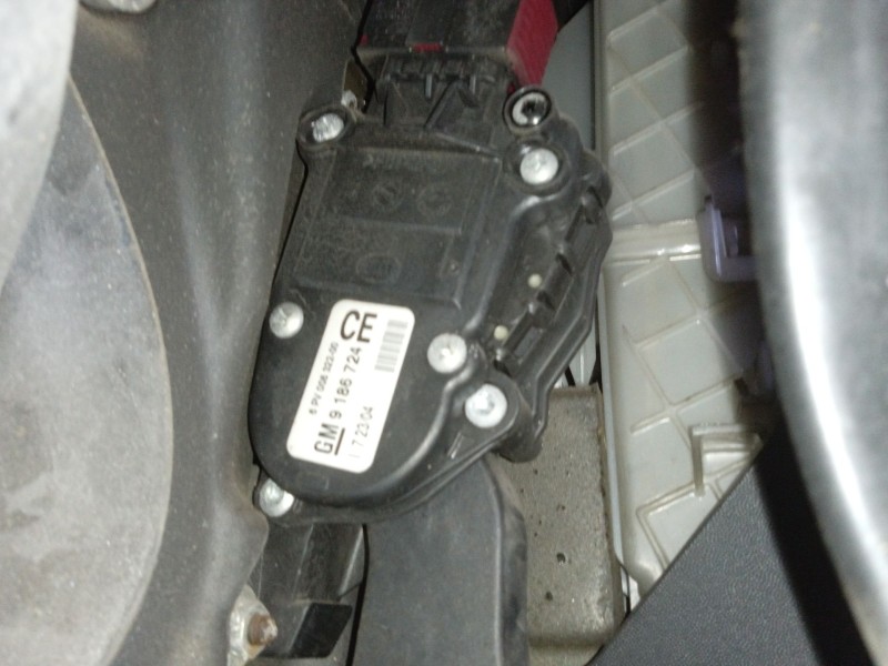 Recambio de pedal acelerador para opel vectra c (z02) 1.9 cdti (f69) referencia OEM IAM   