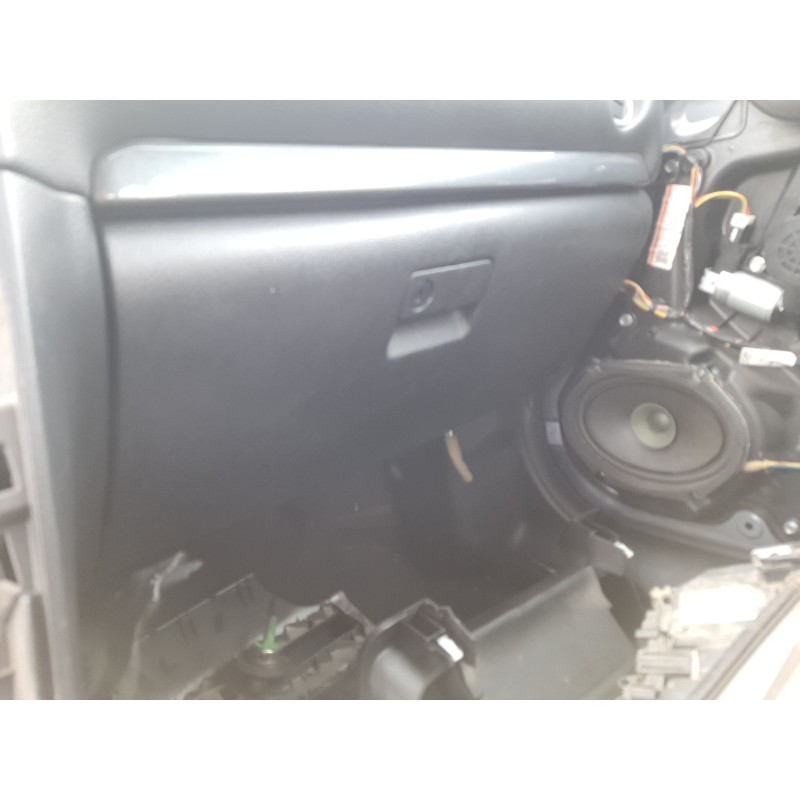 Recambio de guantera para mazda 6 hatchback (gg) 2.0 (gges) referencia OEM IAM   