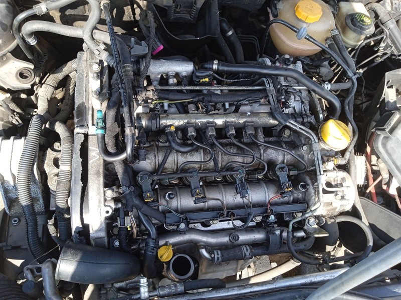 Recambio de cigueñal para opel vectra c (z02) 1.9 cdti (f69) referencia OEM IAM 64784647 95514208 