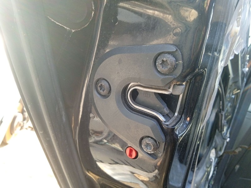 Recambio de cerradura puerta trasera izquierda para opel vectra c (z02) 1.9 cdti (f69) referencia OEM IAM 5133143  