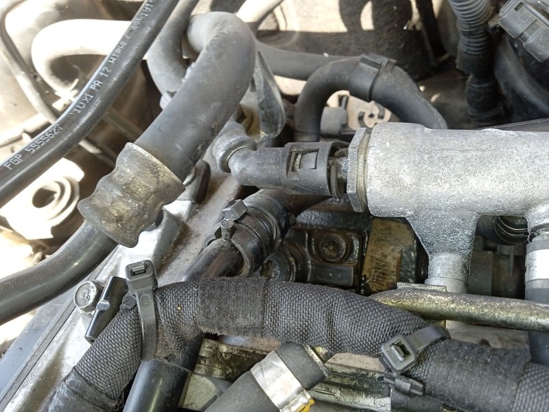 Recambio de bomba inyeccion para opel vectra c (z02) 1.9 cdti (f69) referencia OEM IAM 5819075  