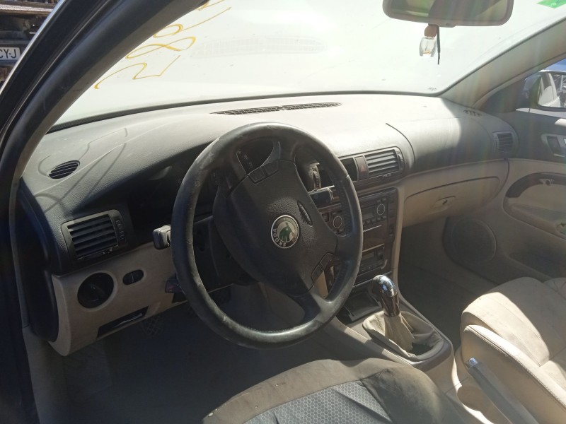 skoda superb i (3u4) del año 2004