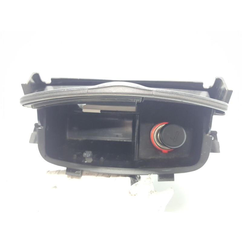 Recambio de cenicero para mazda 6 hatchback (gg) 2.0 (gges) referencia OEM IAM GR1C64610A  