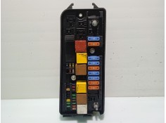Recambio de caja reles / fusibles para opel vectra c (z02) 1.9 cdti (f69) referencia OEM IAM 13172979 51906720 