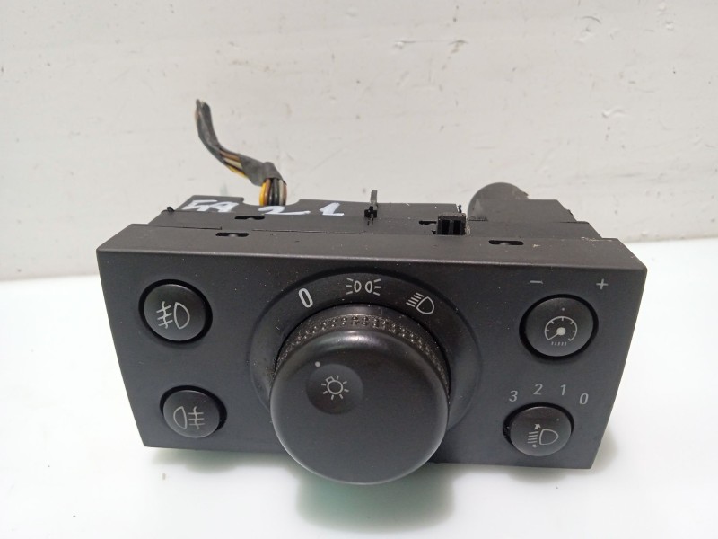 Recambio de mando luces para opel vectra c (z02) 1.9 cdti (f69) referencia OEM IAM 13229539  