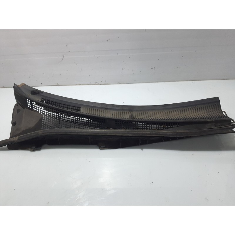 Recambio de moldura para mazda 6 hatchback (gg) 2.0 (gges) referencia OEM IAM GJ6564ON22  