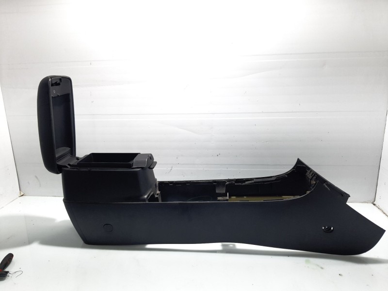 Recambio de consola central para mazda 6 hatchback (gg) 2.0 (gges) referencia OEM IAM GR1D6442002  