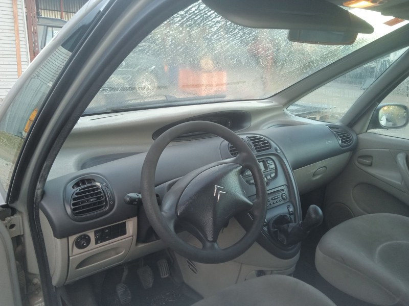 citroën xsara picasso (n68) del año 2003