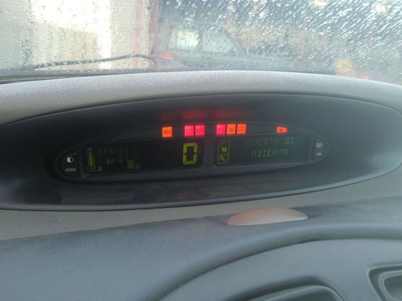 citroën xsara picasso (n68) del año 2003